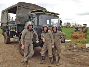 autumn-winter-military-vehicle-driving-experiences-02-01